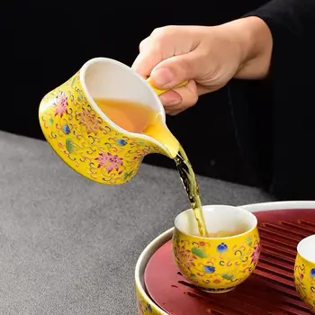 Esmalte Colorido Justiça Copo com Alça Alça Lateral de Cerâmica Kung Fu Conjunto de Chá Acessórios Chá Divisor