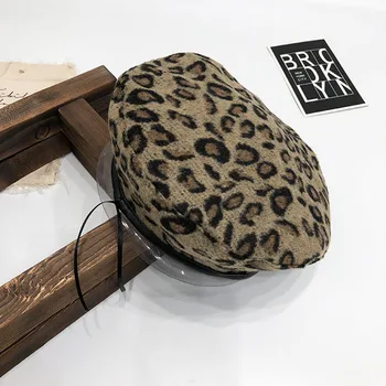 Leopard Boina para as Mulheres no Outono e No Inverno Simples de Literatura e Arte Retro Artista Hat coreano Casual Chapéu de Couro do PLUTÔNIO com a Aba do Gorro