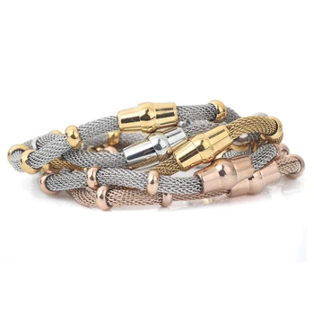 Alta qualidade de Três Cores com fecho de aço inoxidável Pulseiras com encantos cabo bracelete bracelete chain para homens ou mulheres.