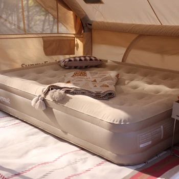 Exterior requintado acampamento de casal inflável Portátil cama elevada auto-inflável colchão