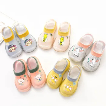 Queda novo desenho infantil criança bebê sapatos de impressão quente interior bebê suave de fundo raso do chão meias sapatos antiderrapantes